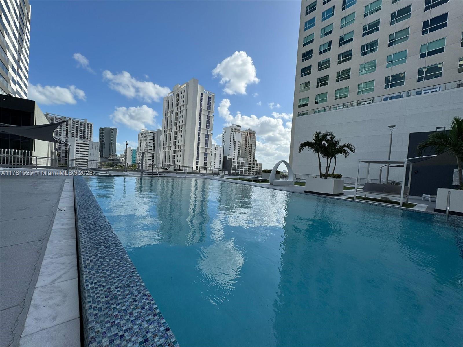 690 SW 1st Ct #2103, Miami FL 33130