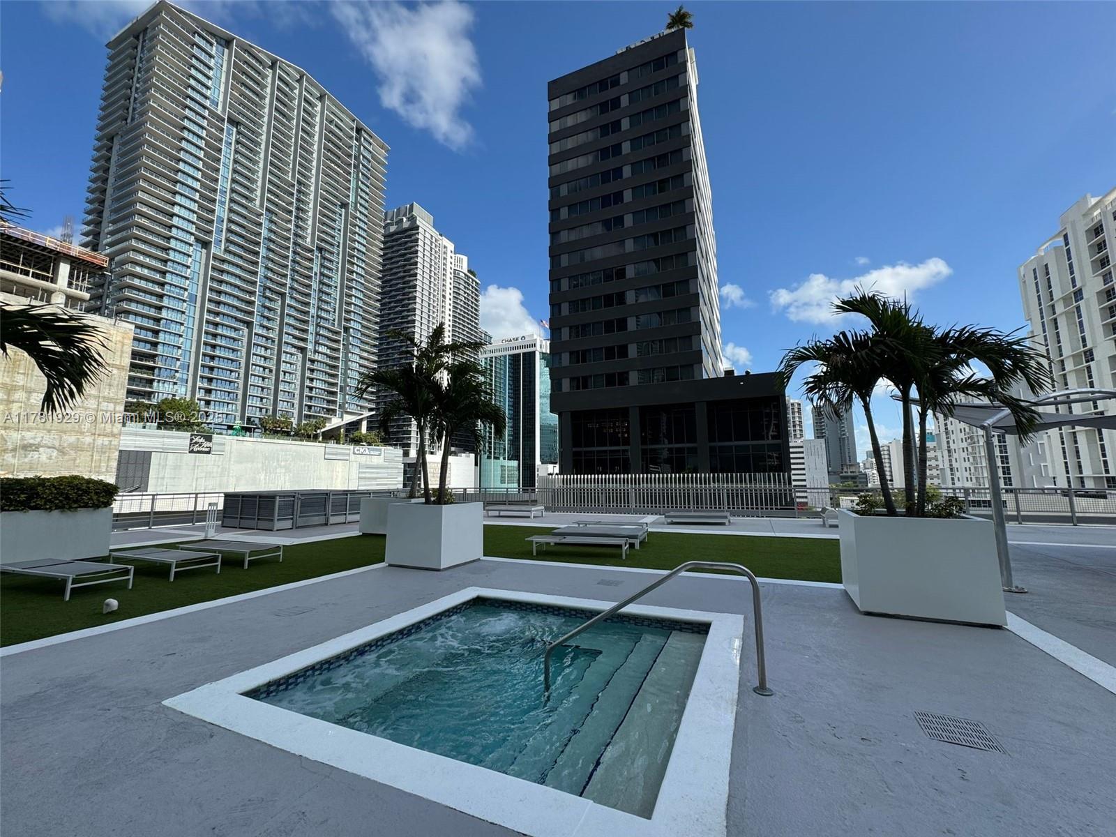 690 SW 1st Ct #2103, Miami FL 33130