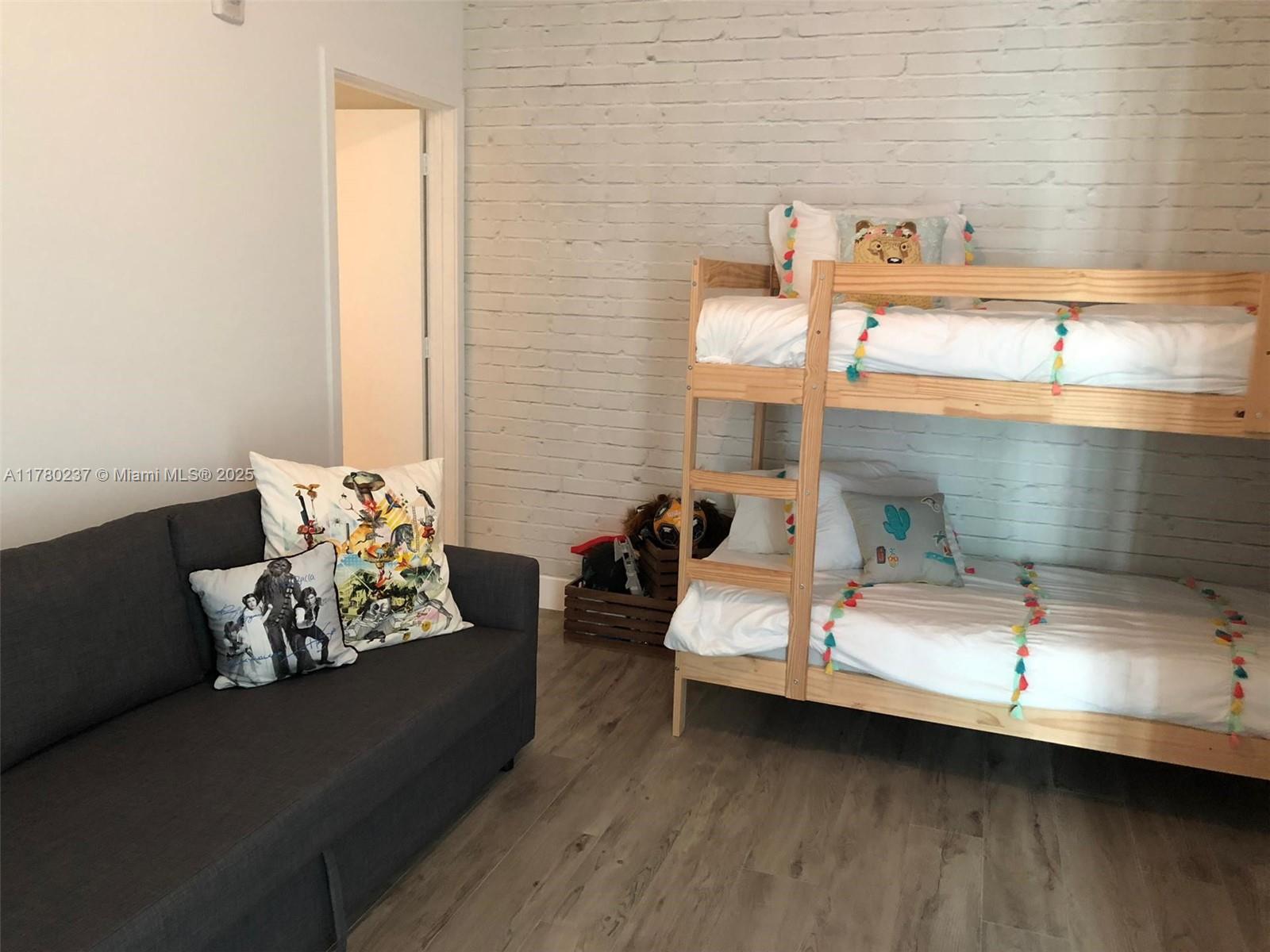Property photo # 8