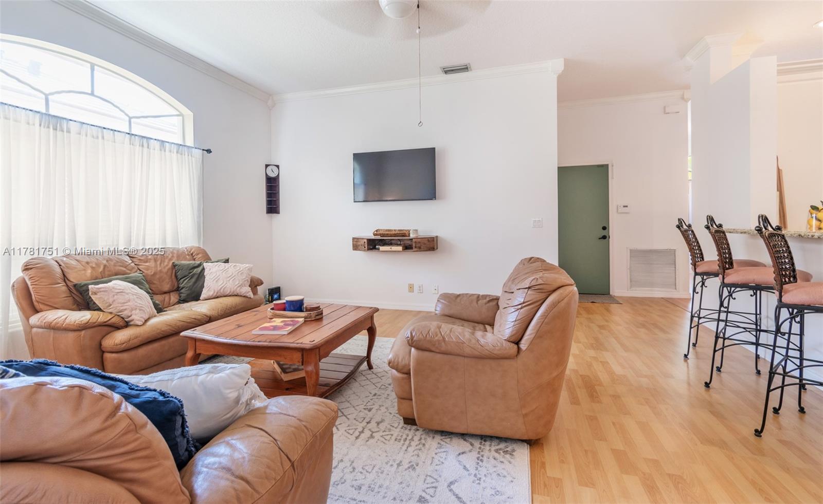 Listing Photo 17