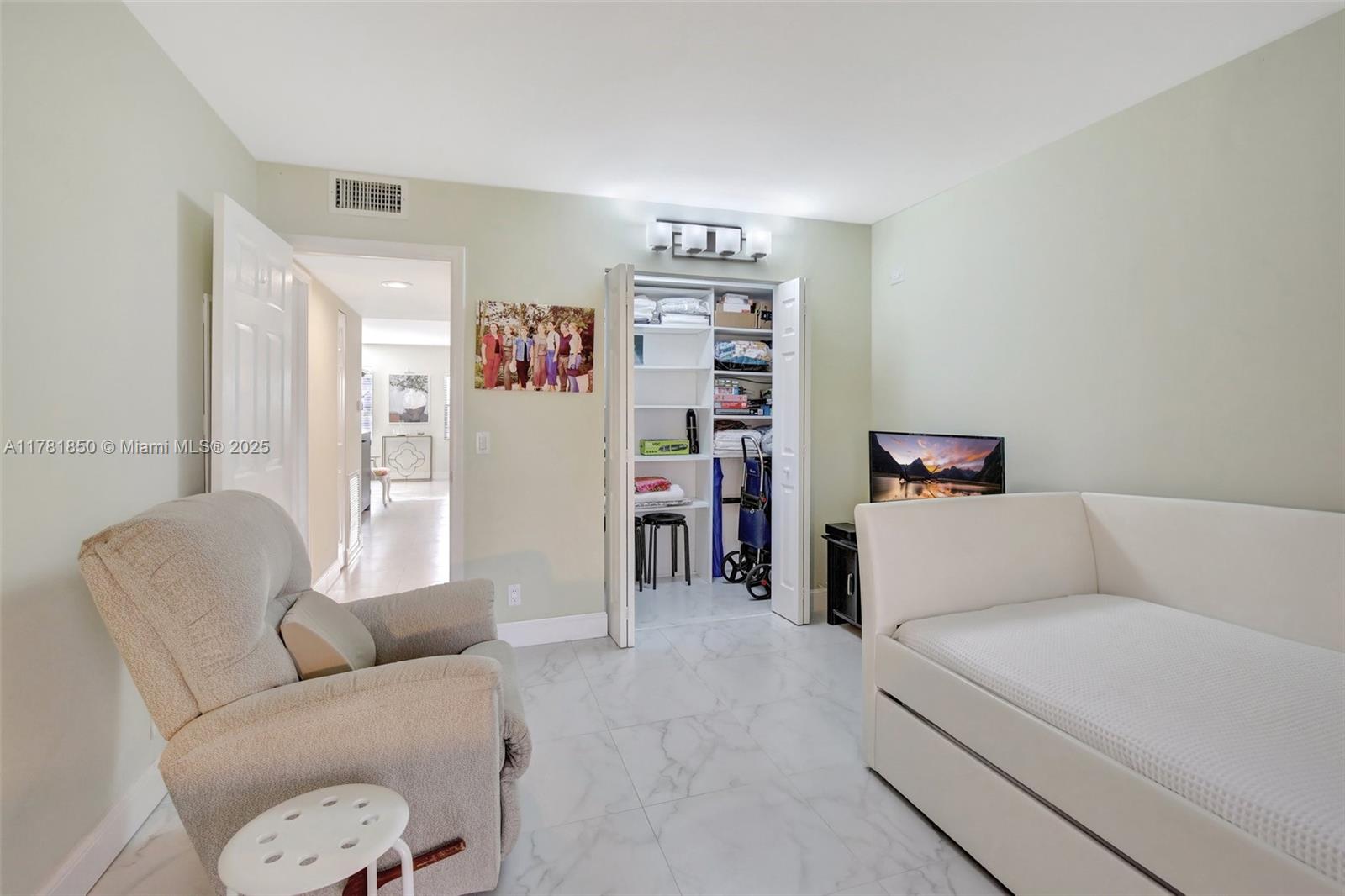 850 SW 133rd Ter #218B, Pembroke Pines, Florida image 25