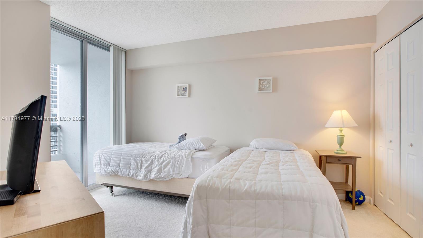 3600 Mystic Pointe Dr #1803, Aventura FL 33180