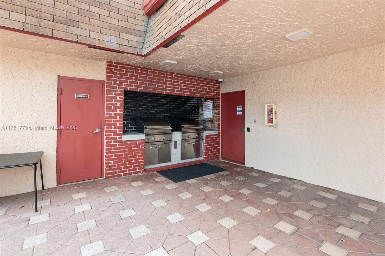 1020 Country Club Dr #206, Margate, Florida image 27