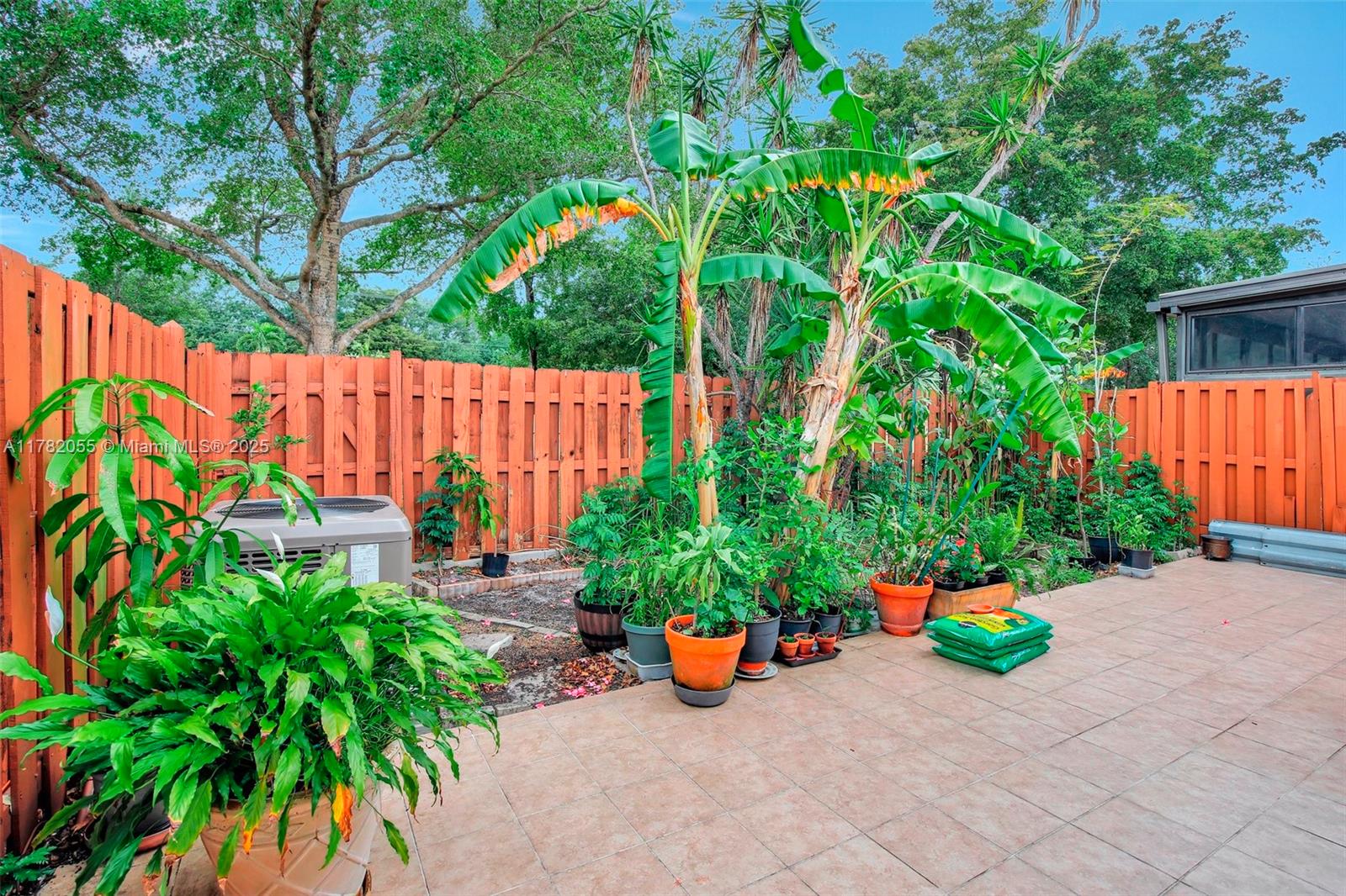 861 NW 79th Ter, Plantation, Florida image 32