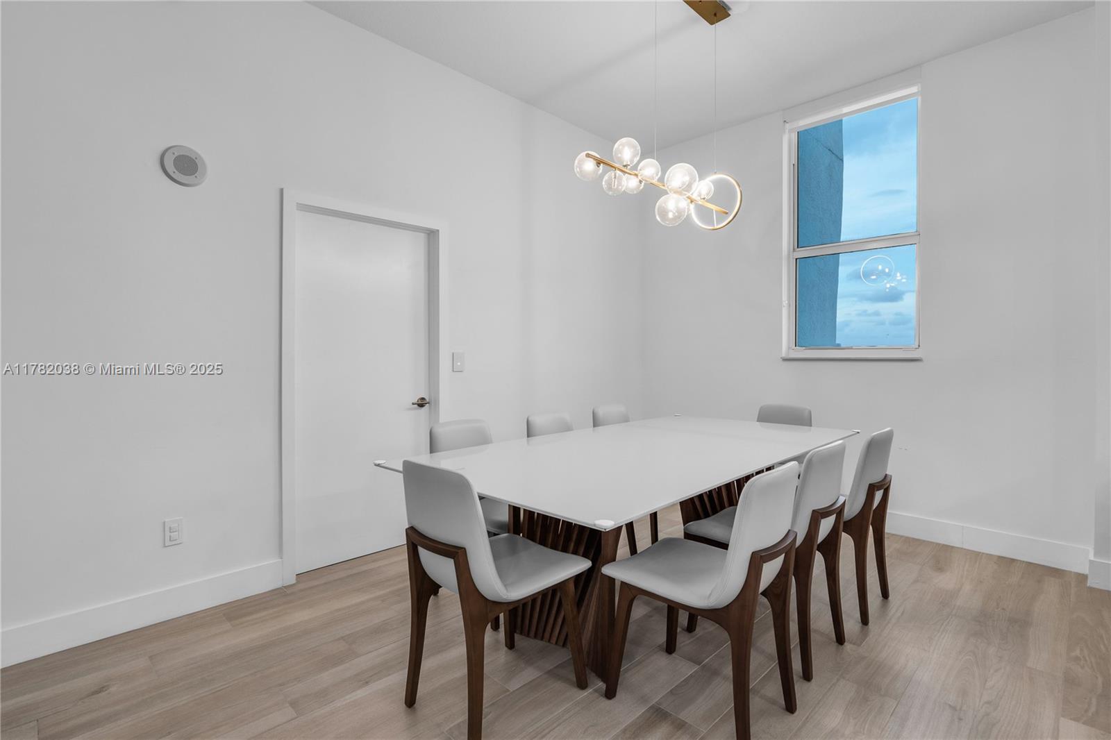 Property photo # 4