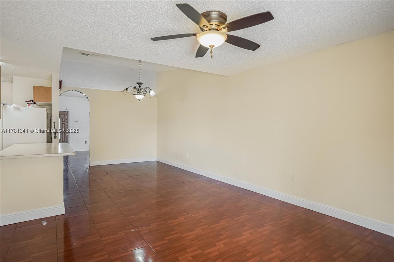 Property photo # 4