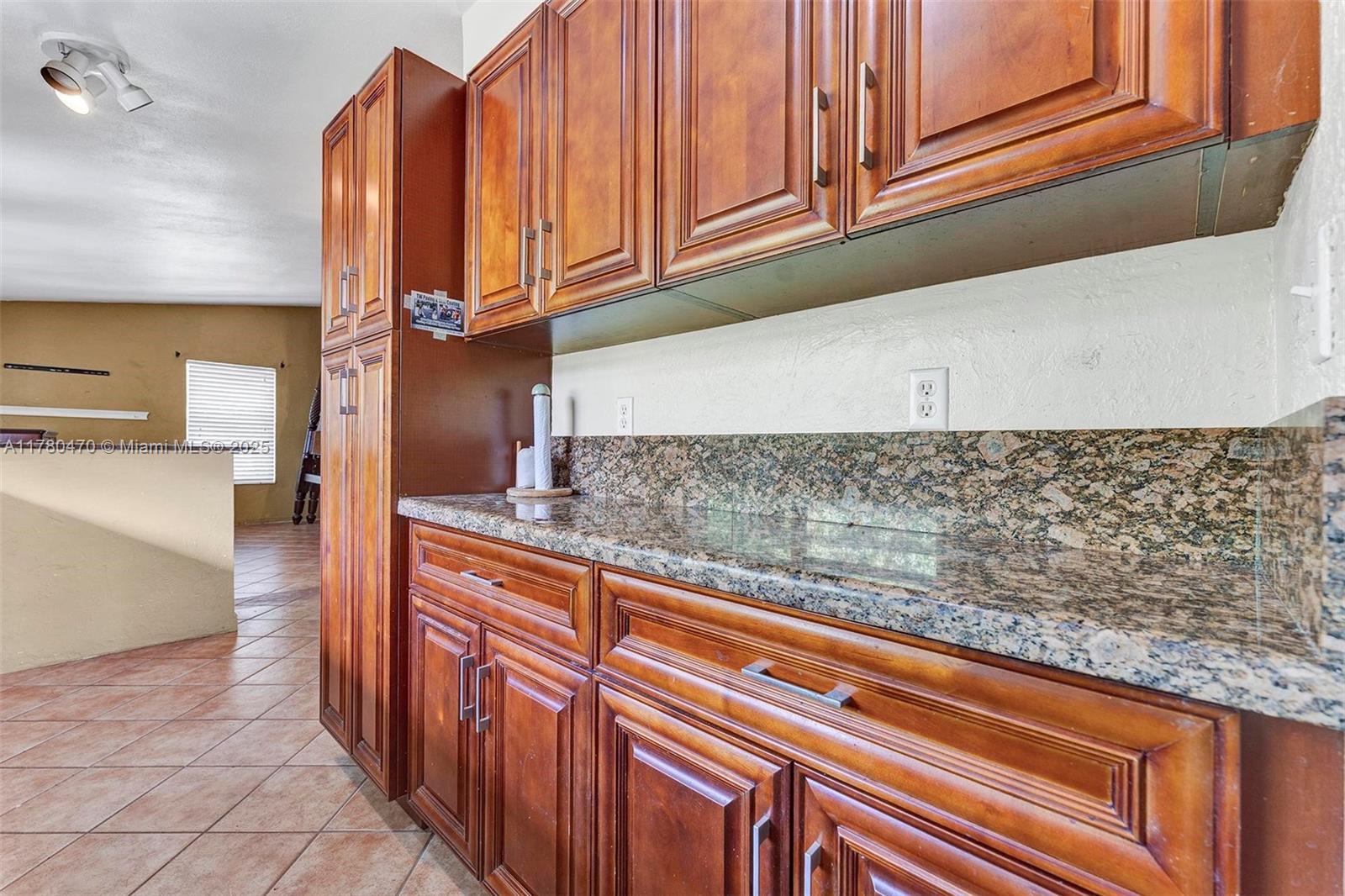3950 SW 53rd Ave, Davie, Florida image 32