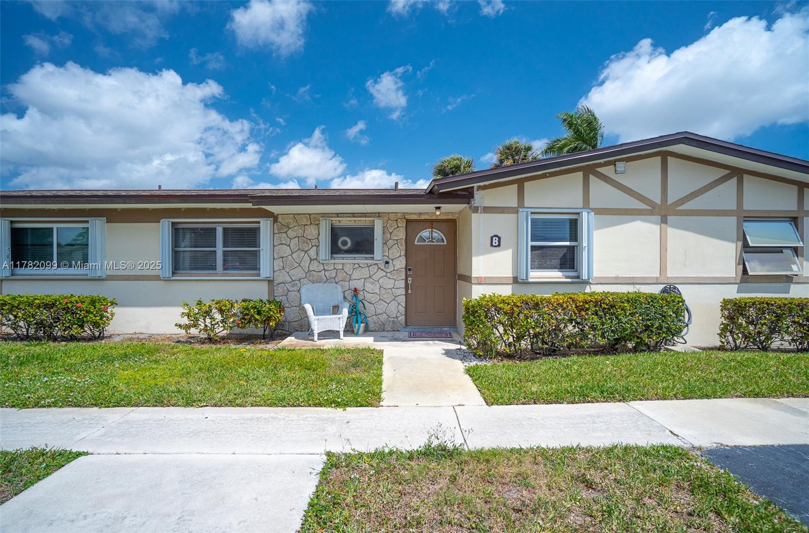 2769 W Ashley Dr W #B, West Palm Beach, Florida image 13