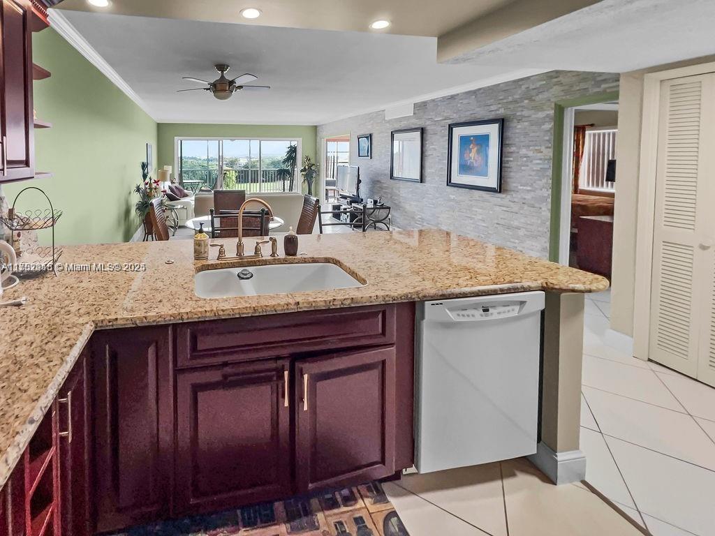 3050 N Palm Aire Dr #701, Pompano Beach, Florida image 1