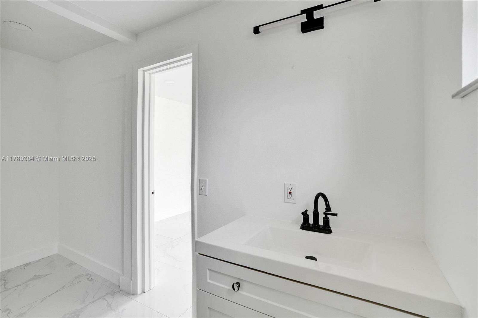 265 NW 135th St, North Miami, Florida image 27