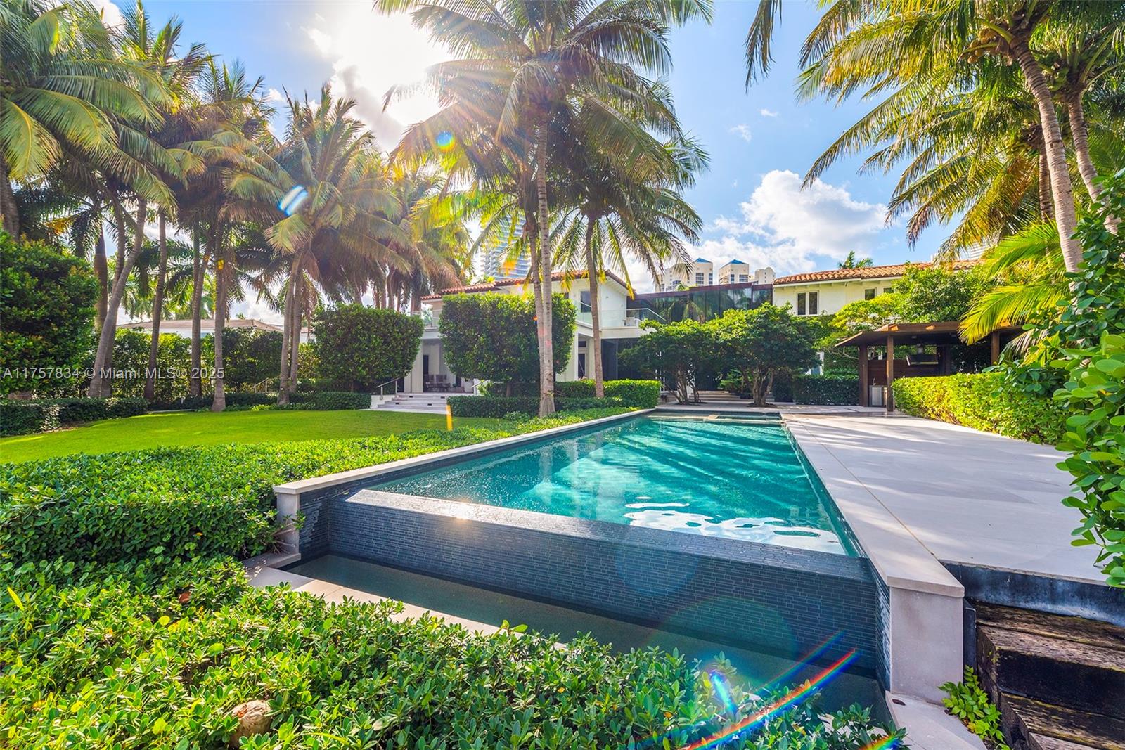 100 Golden Beach Dr Golden Beach, FL 33160