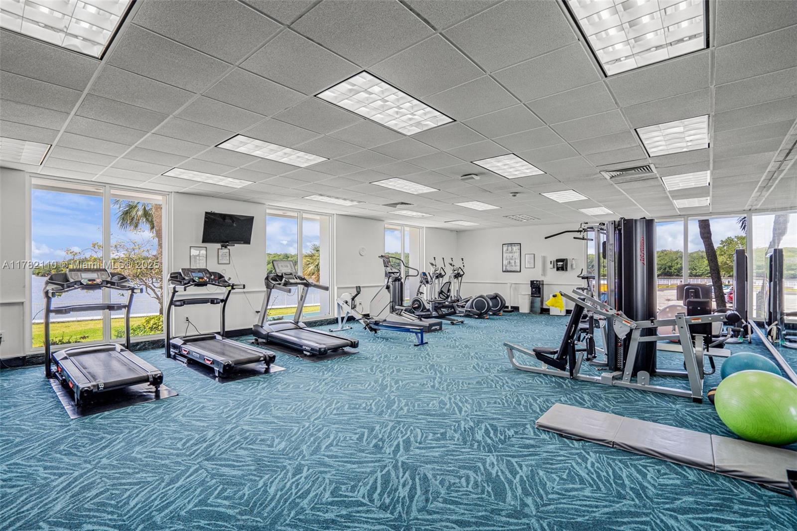 500 Bayview Dr #1418, Sunny Isles Beach, Florida image 30