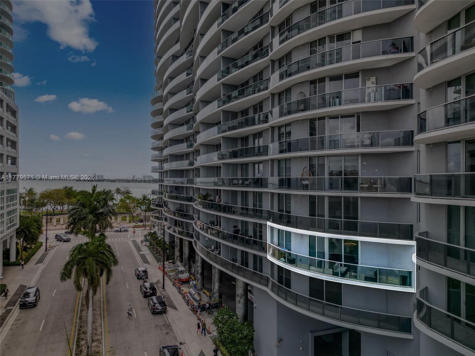 488 NE 18th St #301, Miami, Florida image 11