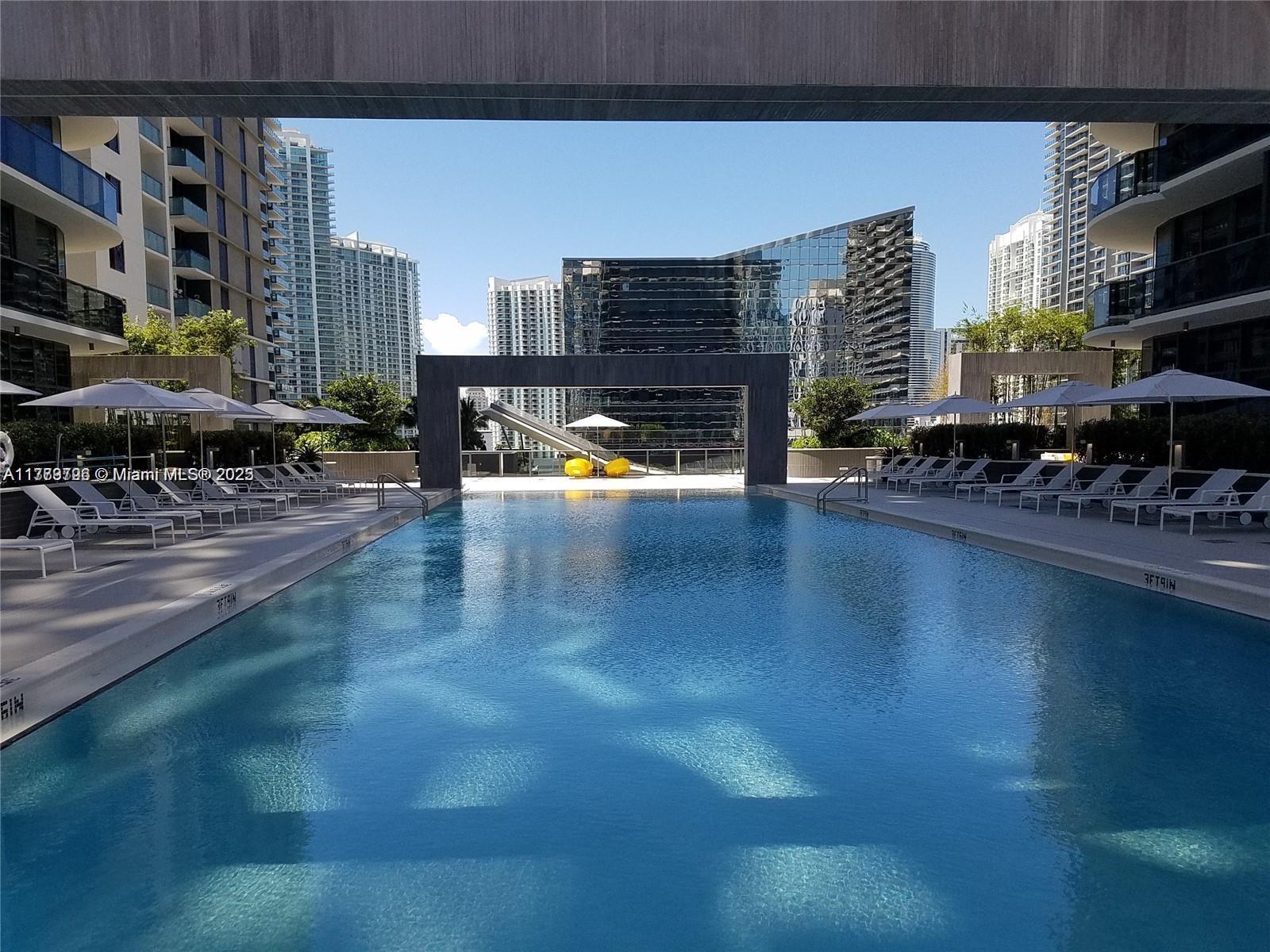 55 SW 9th St #2407, Miami FL 33130