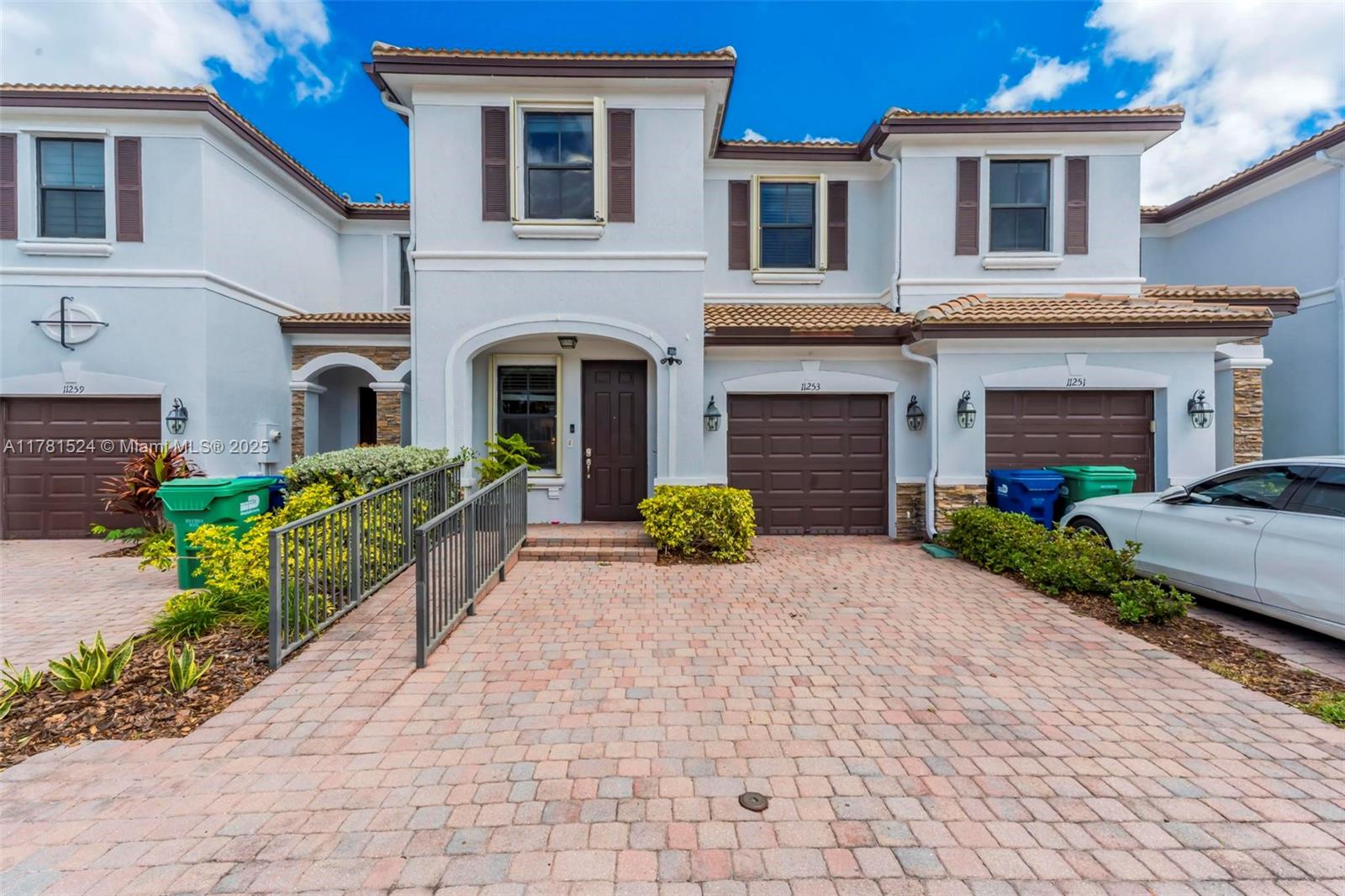 11253 NW 88th Ter, Doral, Florida image 1