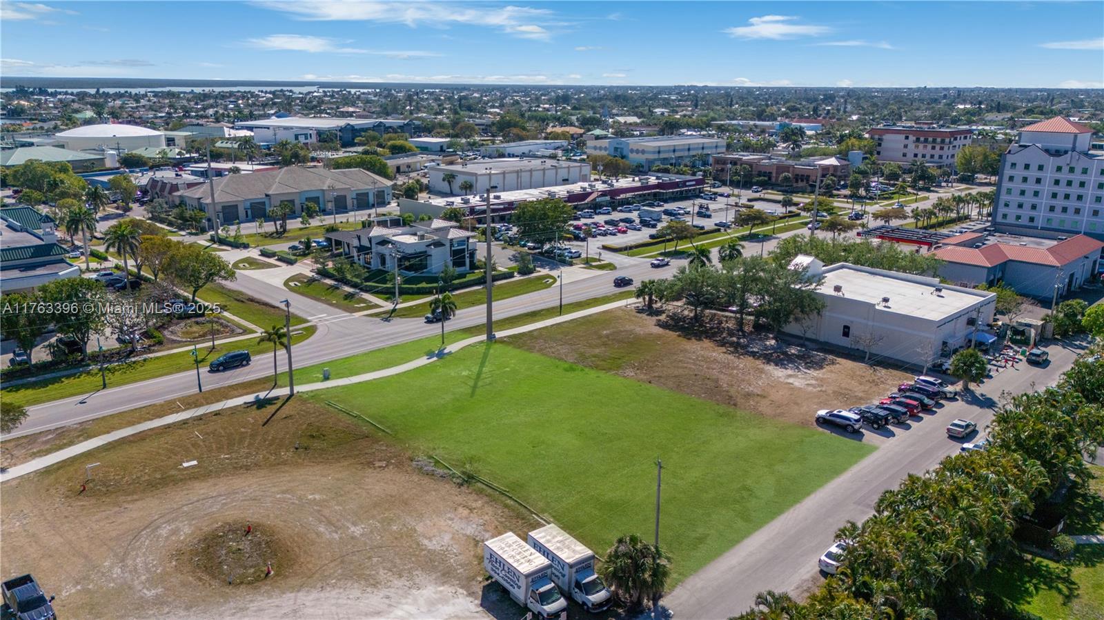 770 Bald Eagle, Marco Island, Florida image 8