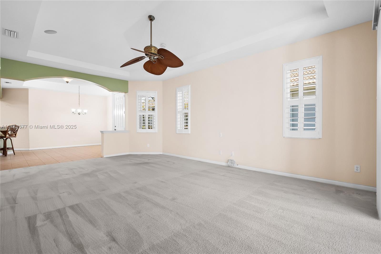 551 Nw Red Pine Way, Jensen Beach, Florida image 8