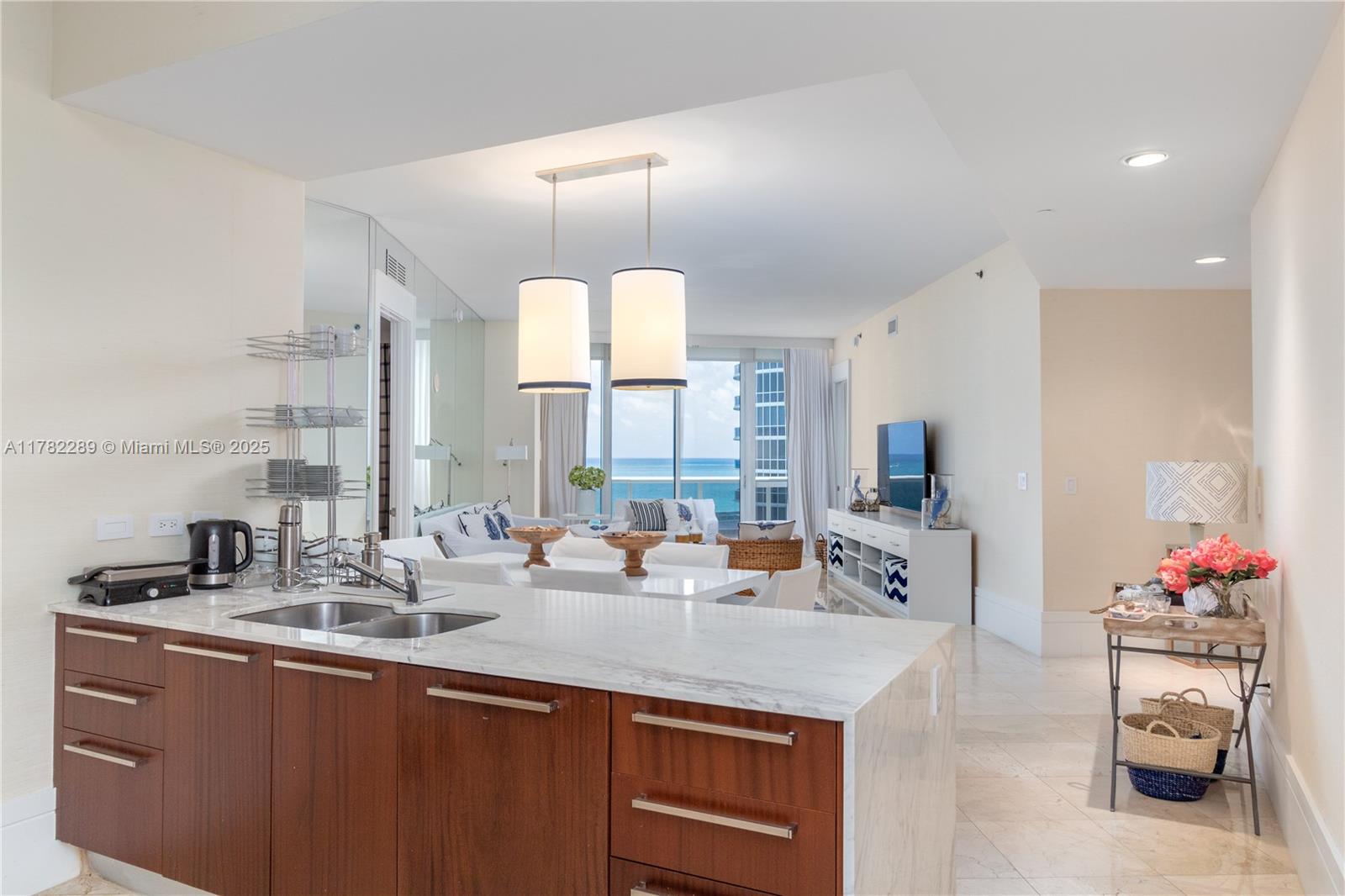 16001 Collins Ave #807, Sunny Isles Beach FL 33160