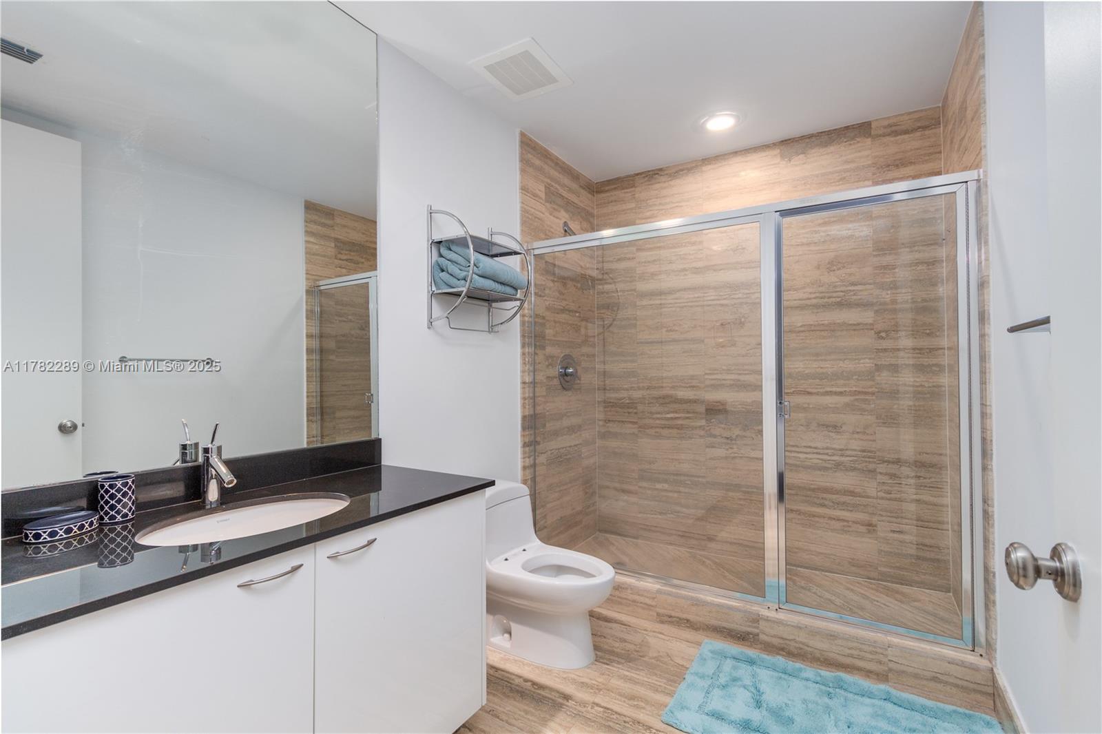 16001 Collins Ave #807, Sunny Isles Beach FL 33160