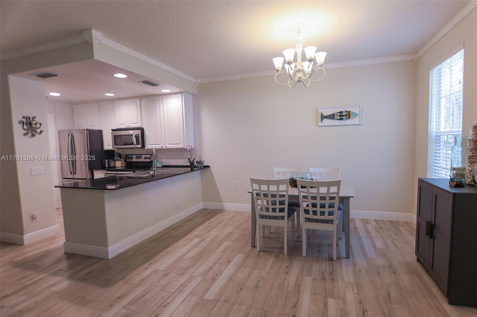 266 Iris Dr, Jupiter, Florida image 3