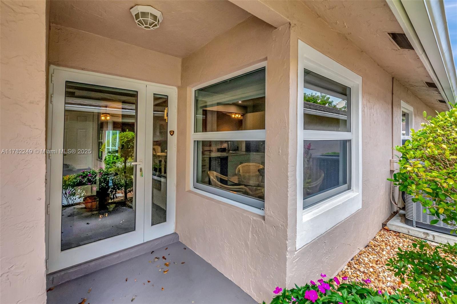 1237 NW 52nd Way, Deerfield Beach, Florida image 3