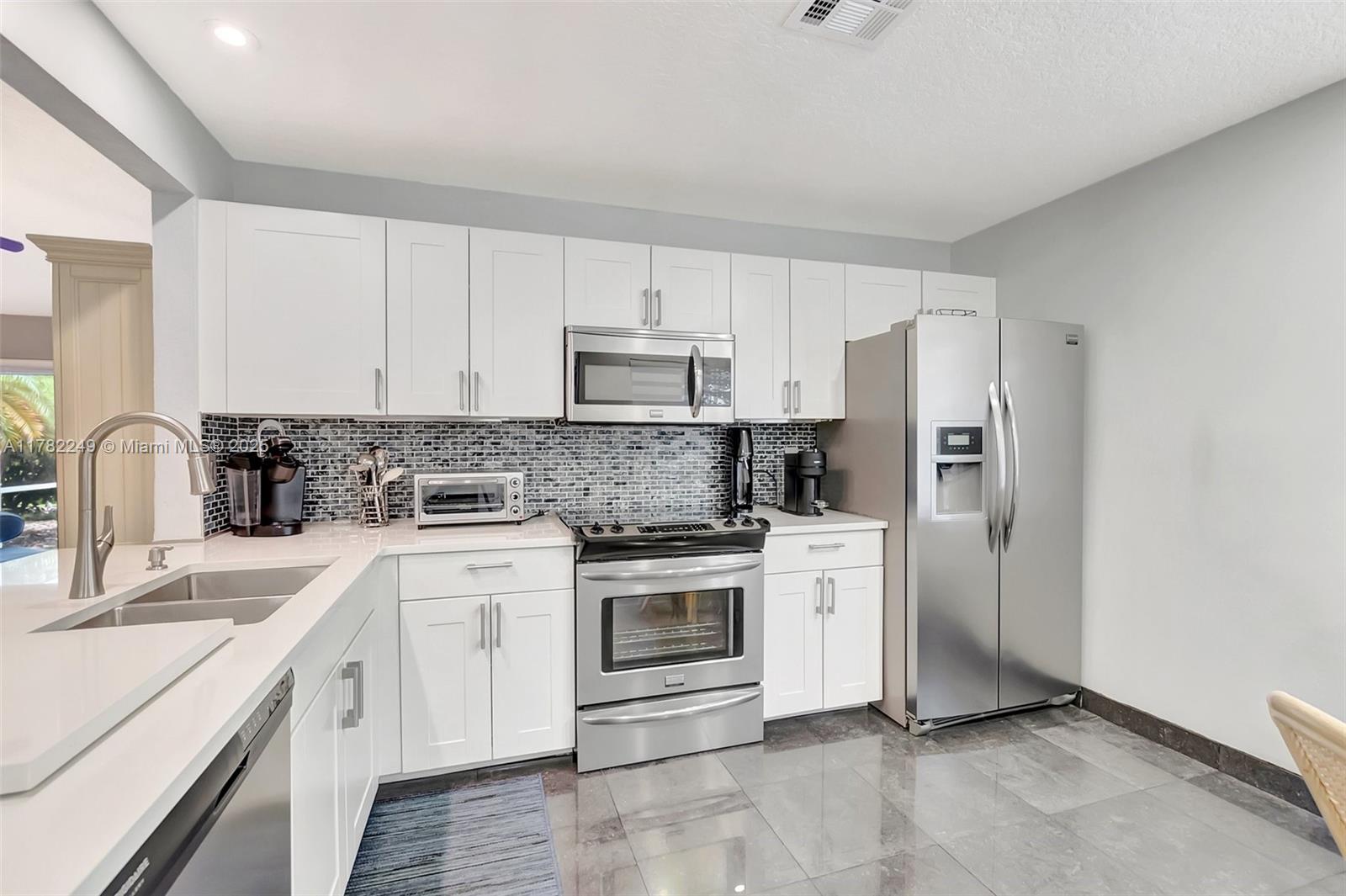1237 NW 52nd Way, Deerfield Beach, Florida image 7
