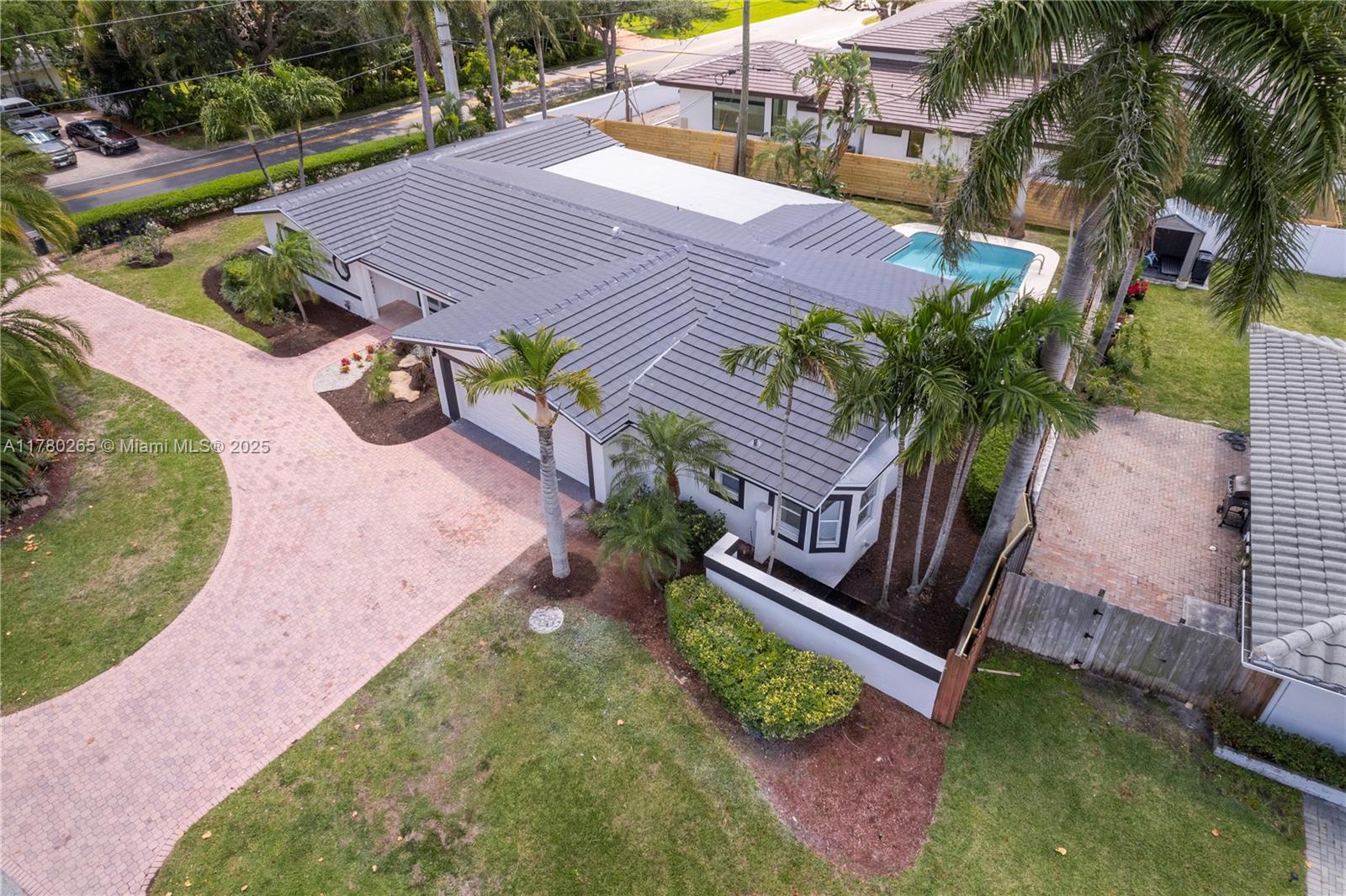 2272 NE 31st St, Lighthouse Point, Florida image 44