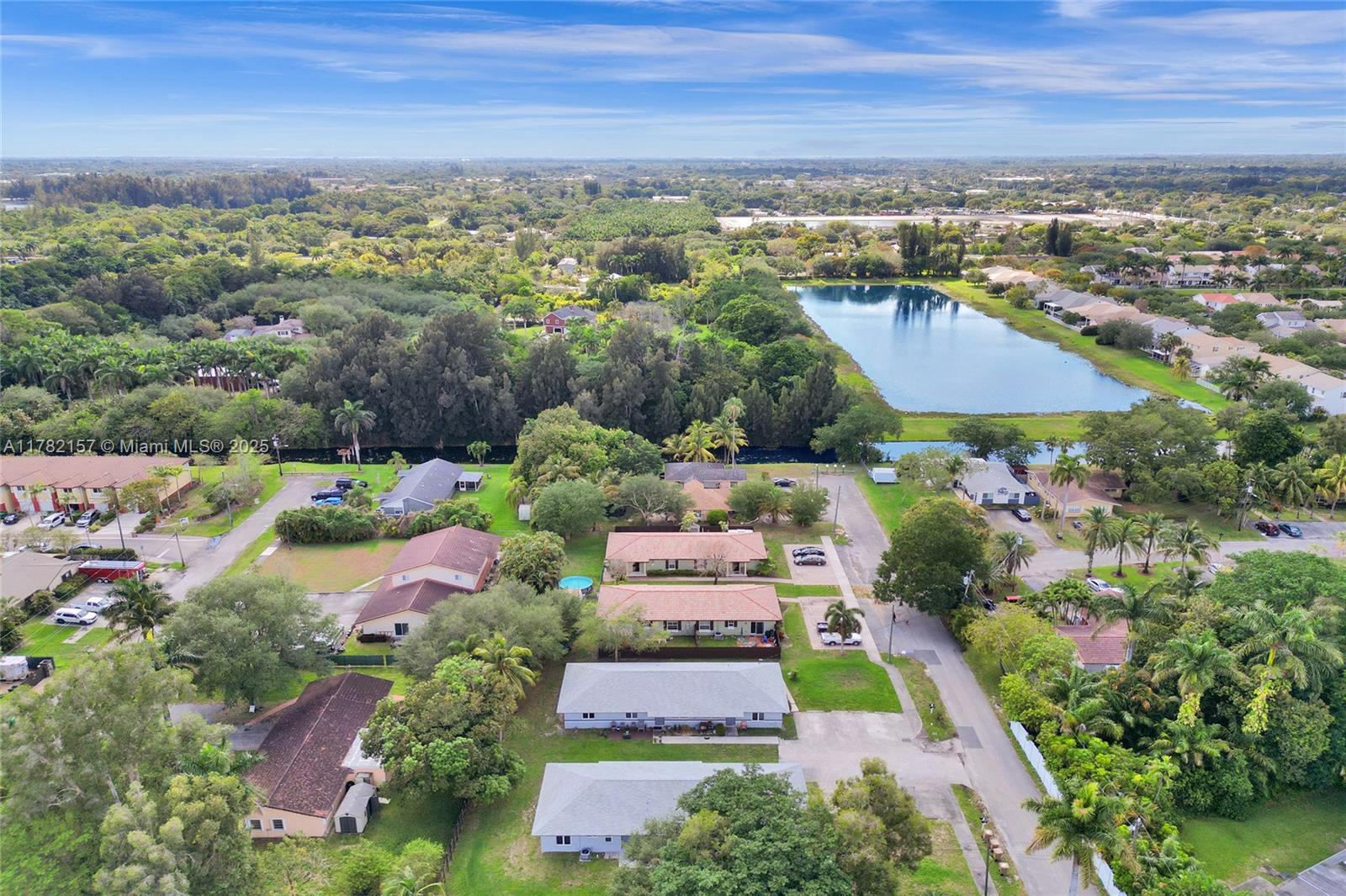 6622 SW 48th St, Davie, Florida image 19