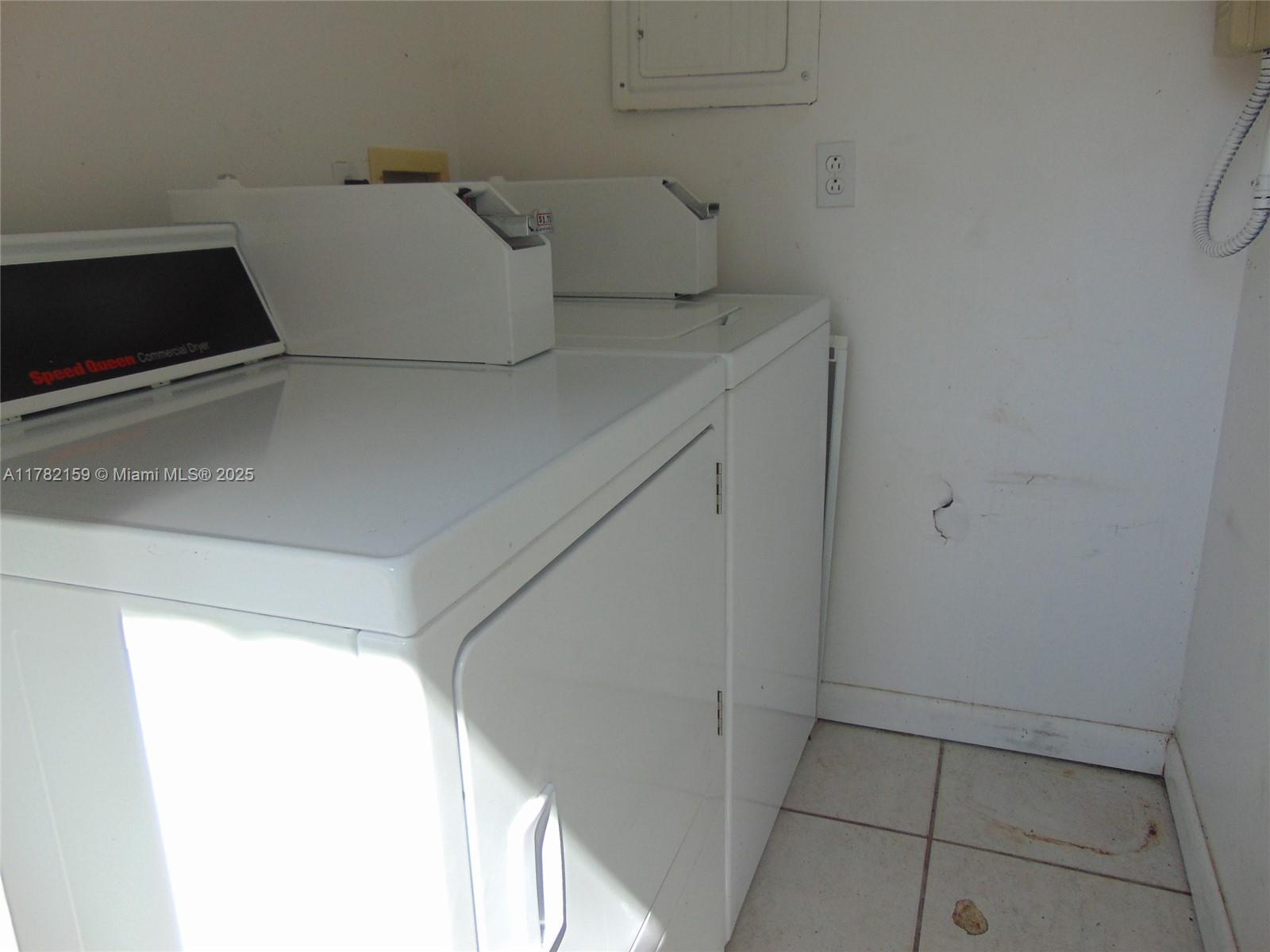 6624 SW 48th St, Davie, Florida image 11