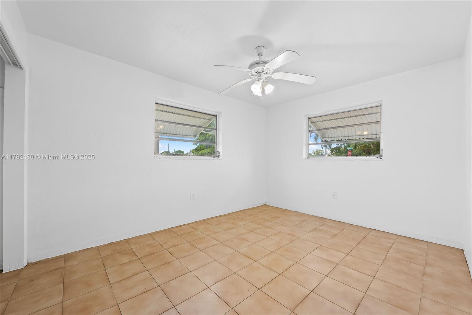 7501 Lincoln St, Hollywood, Florida image 9
