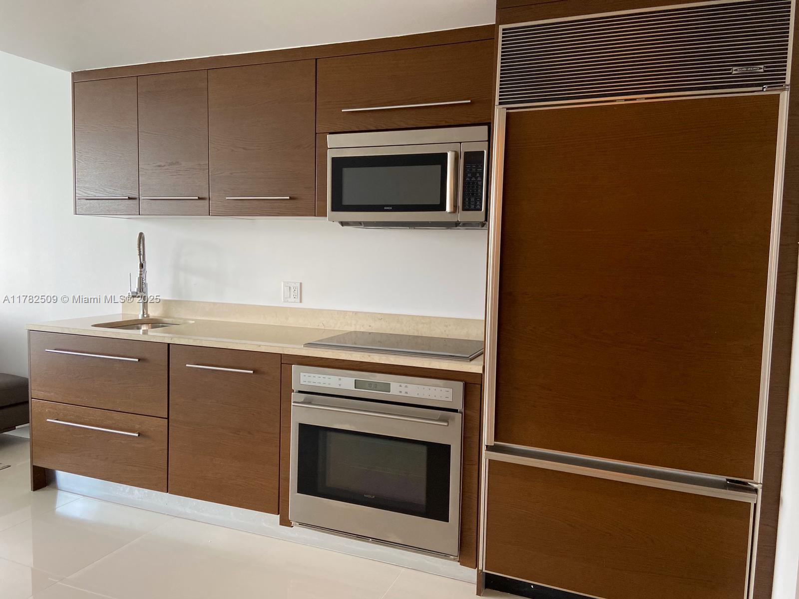 495 Brickell Ave #5706, Miami FL 33131