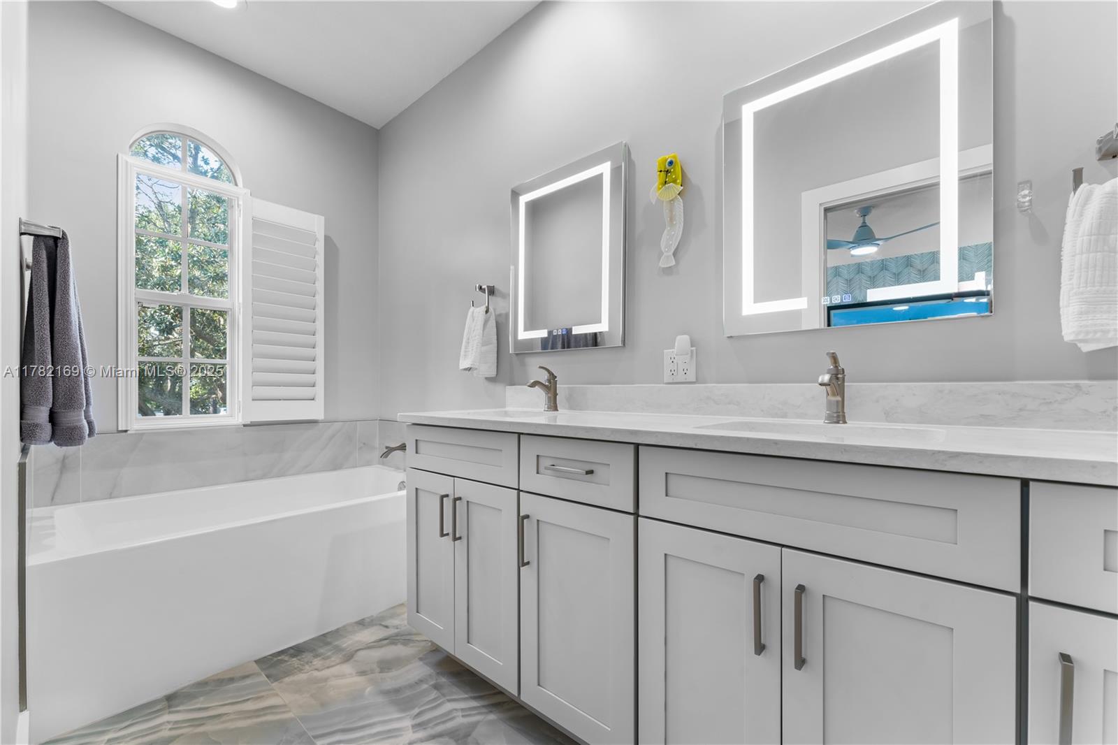 129 Farmingdale Dr, Jupiter, Florida image 34