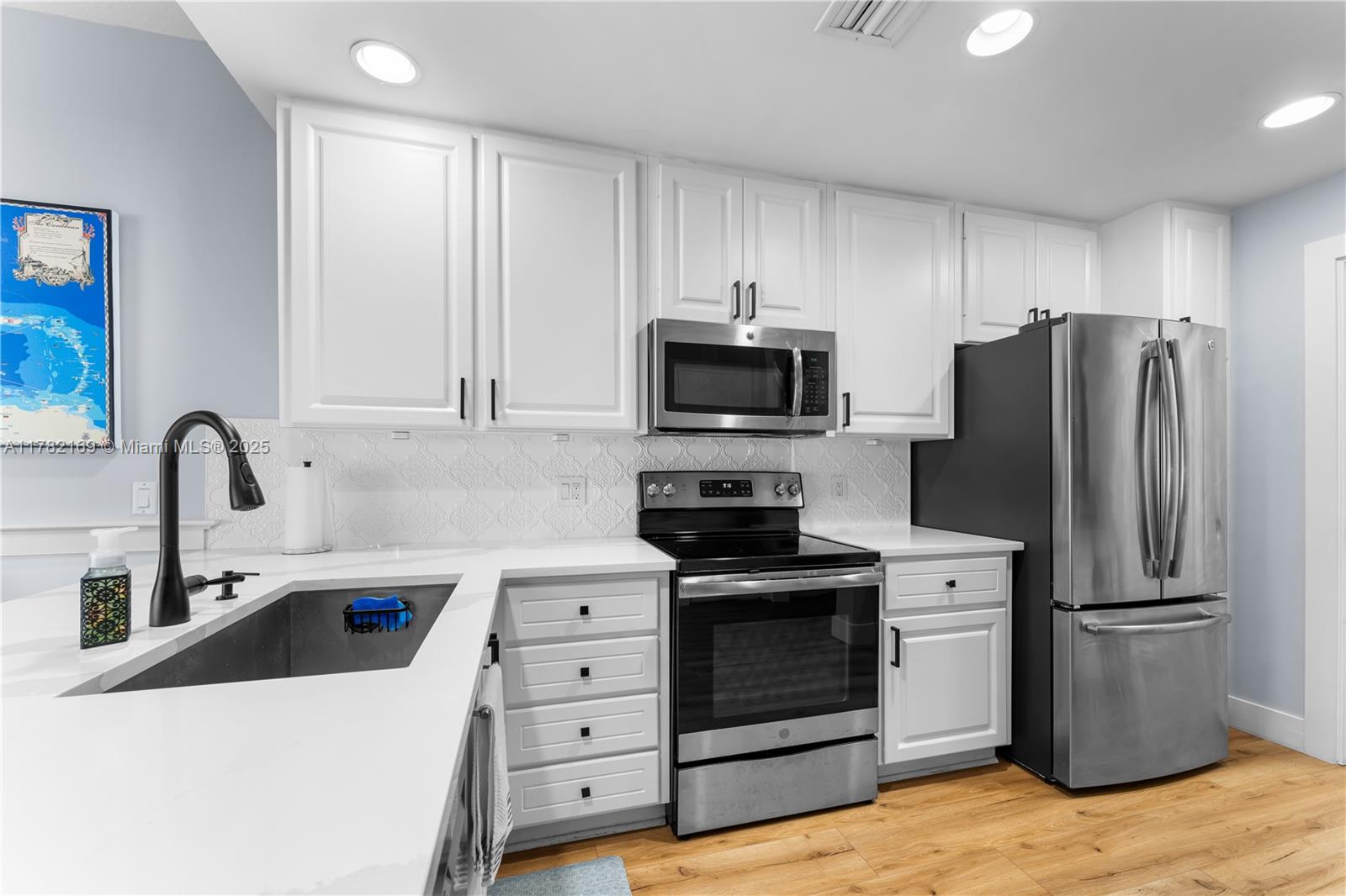 129 Farmingdale Dr, Jupiter, Florida image 9