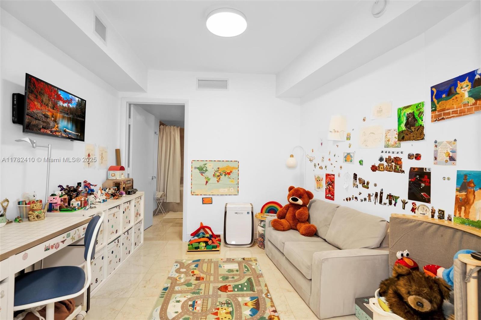 Listing Photo 15