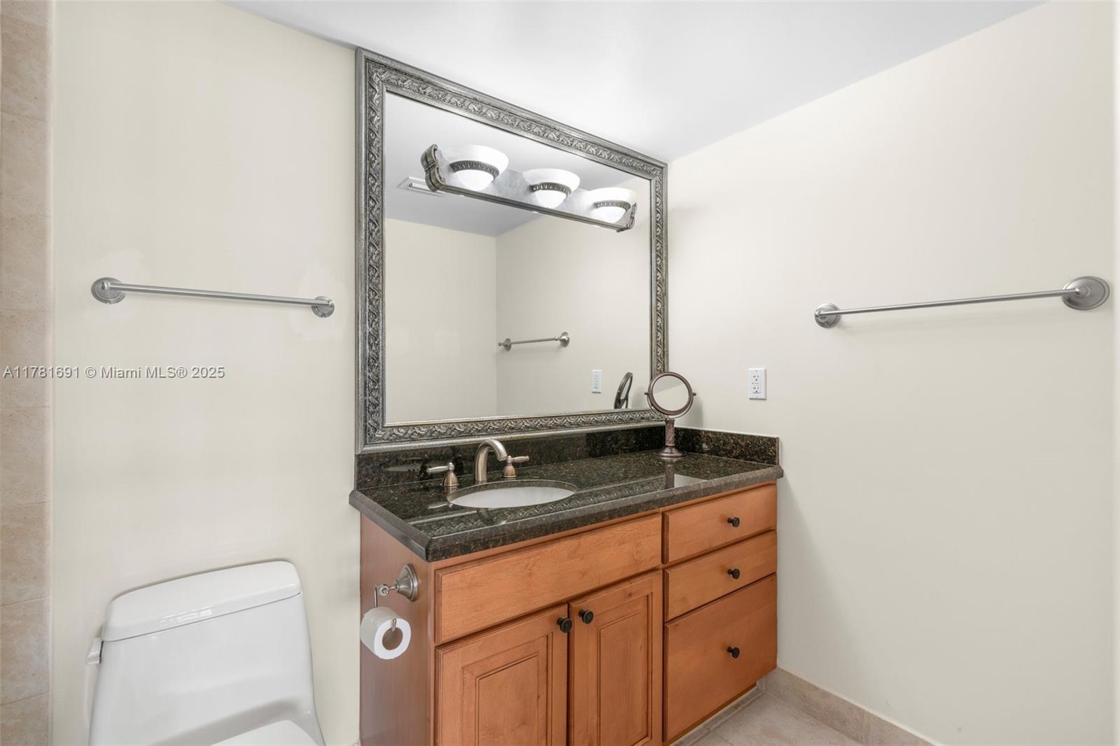 1051 Hillsboro Mile #805E, Hillsboro Beach, Florida image 14