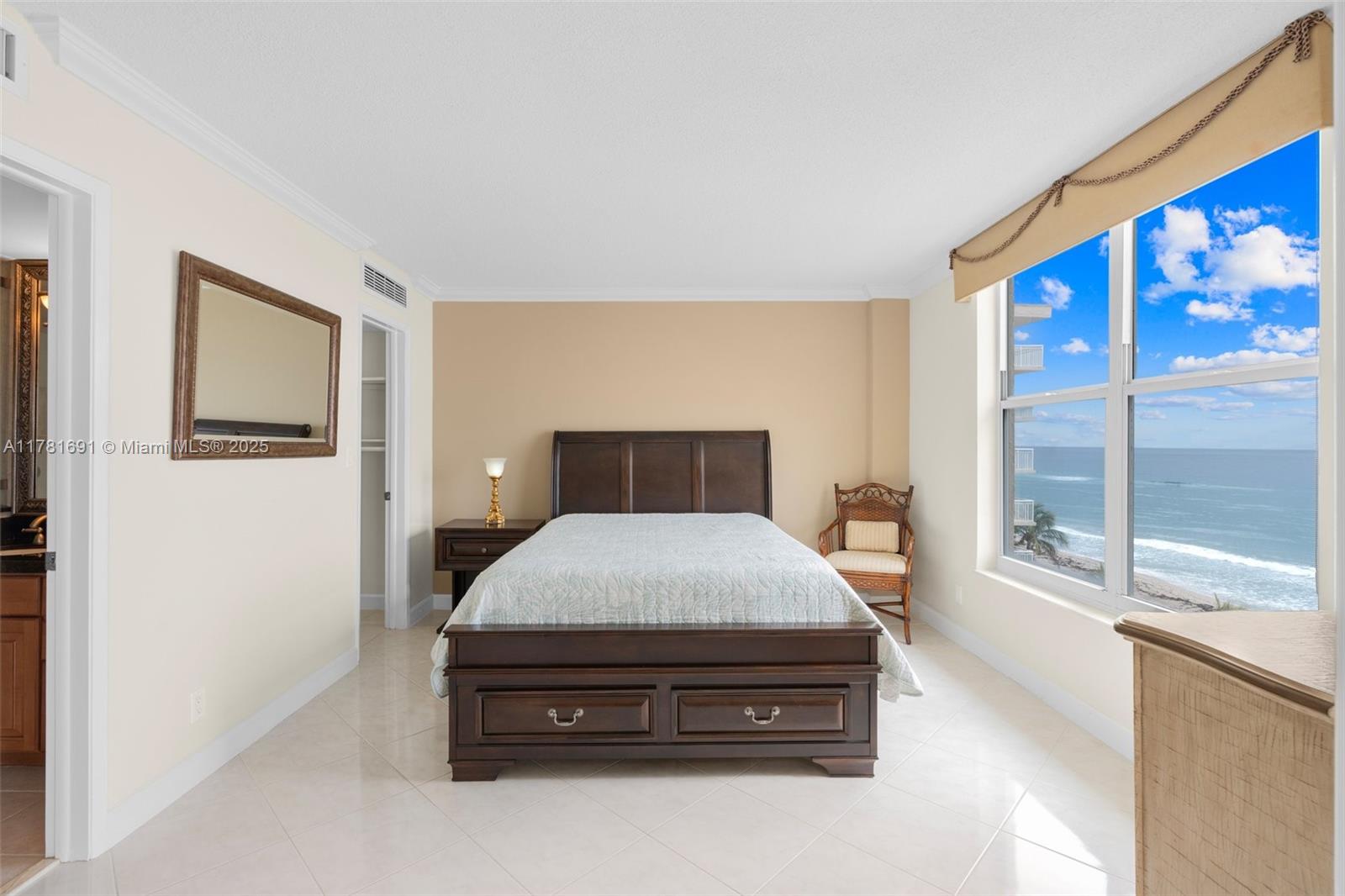 1051 Hillsboro Mile #805E, Hillsboro Beach, Florida image 17