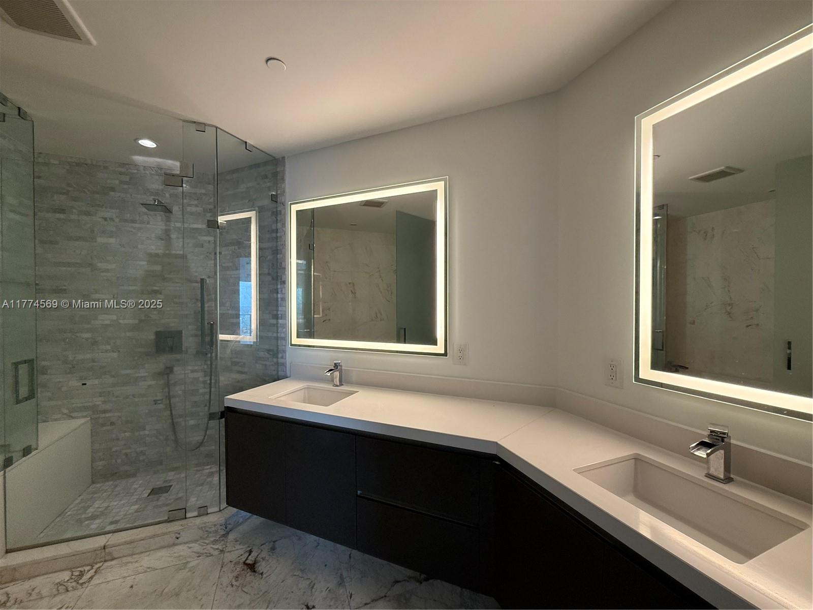 851 NE 1st Ave #2510, Miami FL 33132