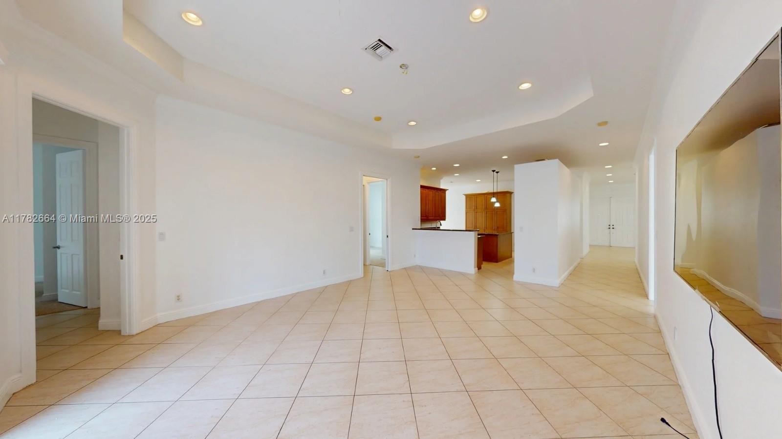 4713 Village Way, Davie, Florida image 15