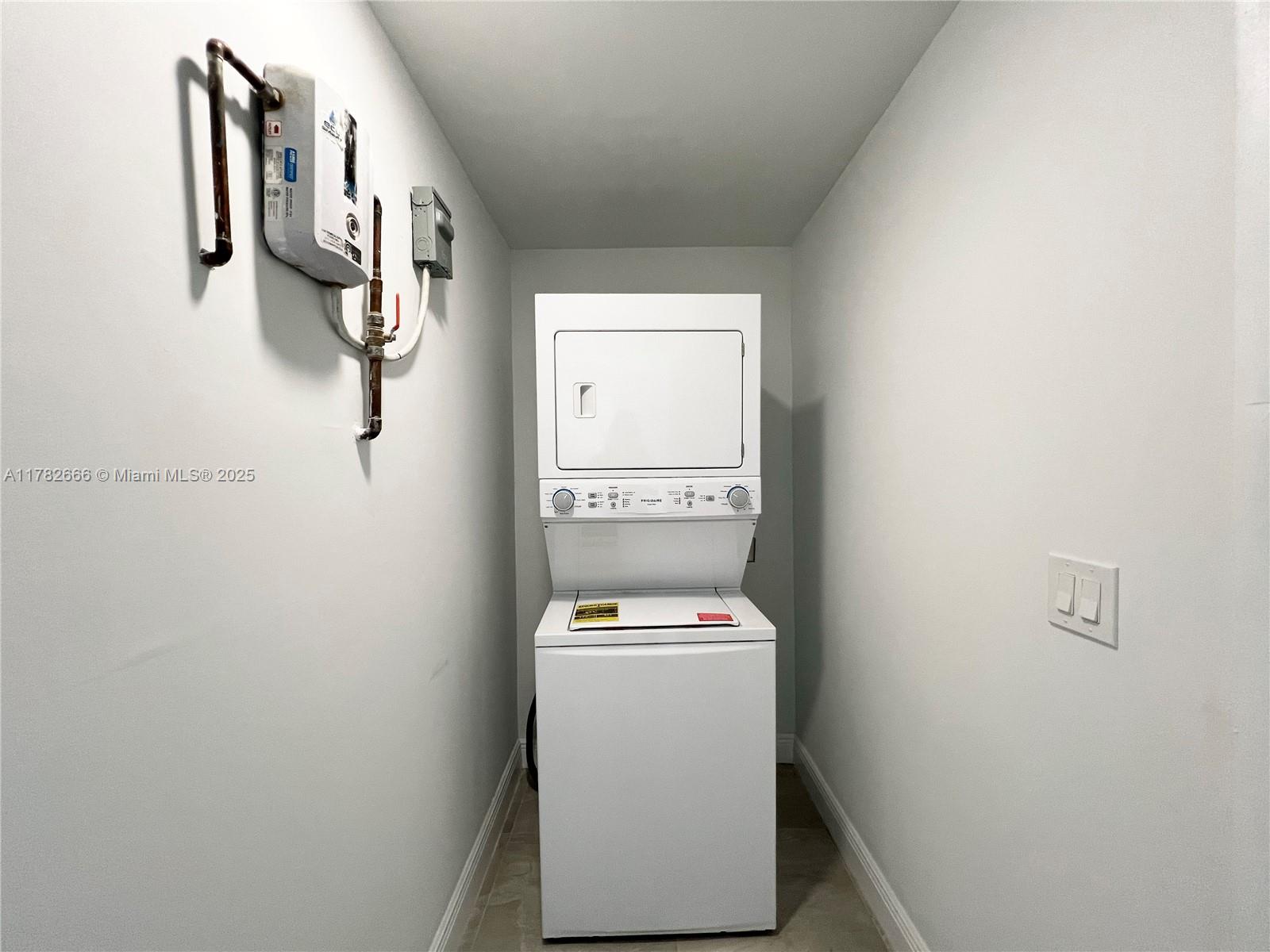 Listing Photo 14
