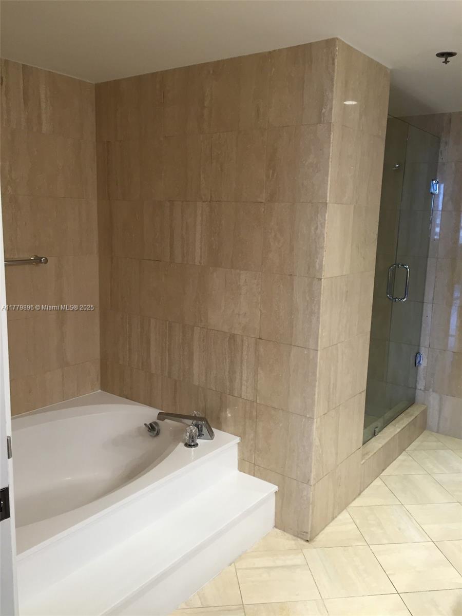 251 Crandon Blvd #1033, Key Biscayne FL 33149