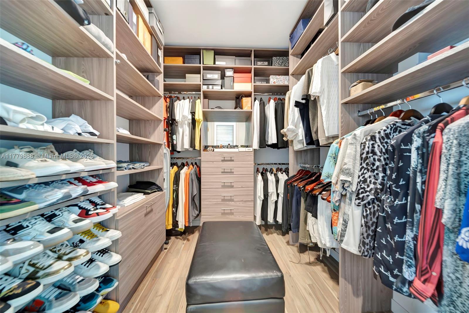 544 N Victoria Park Rd, Fort Lauderdale, Florida image 35
