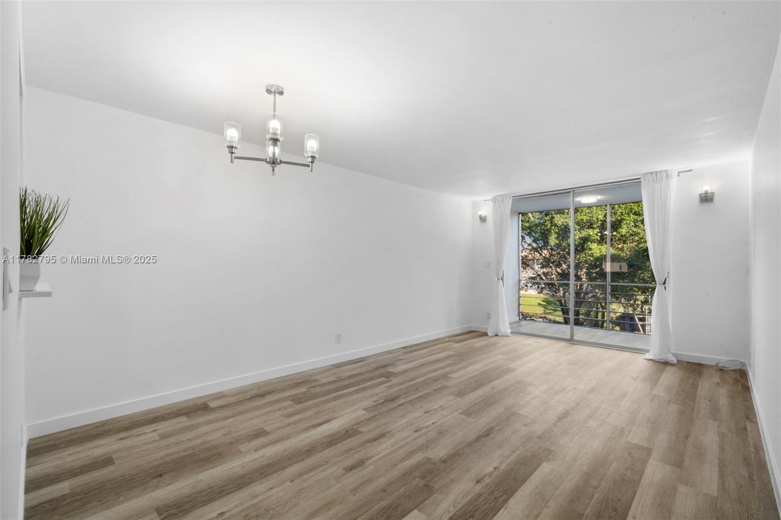 9601 Sunrise Lakes Blvd #206, Sunrise, Florida image 7