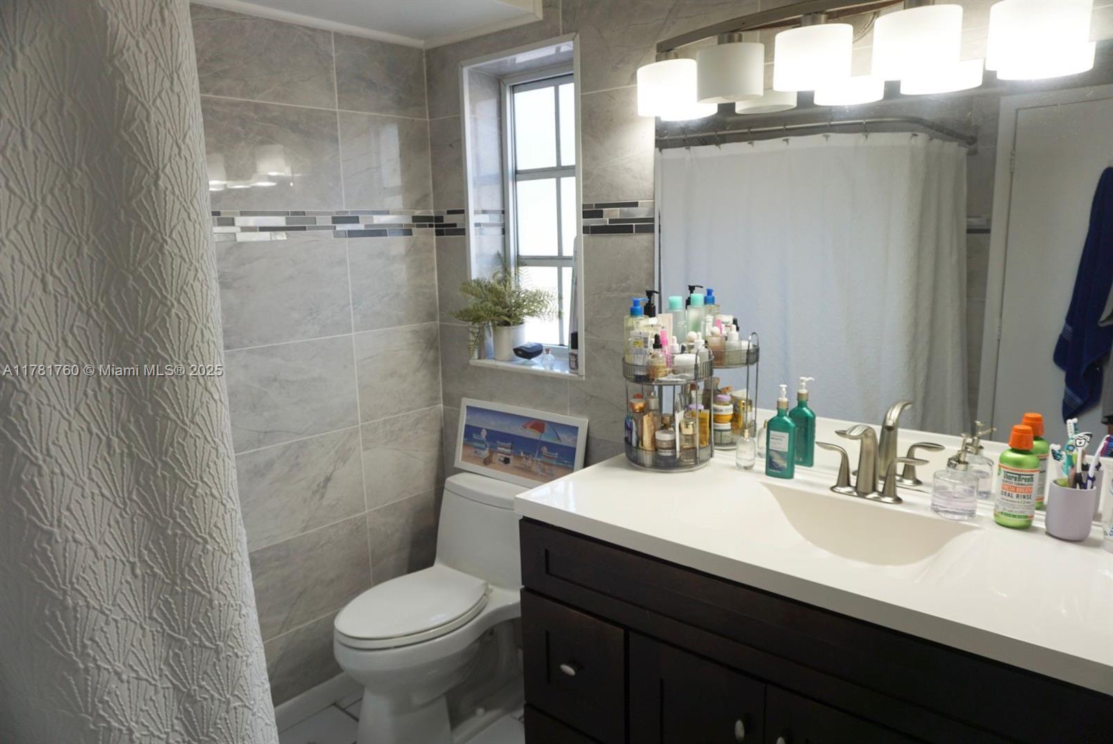 6565 Santona St #B5, Coral Gables, Florida image 13