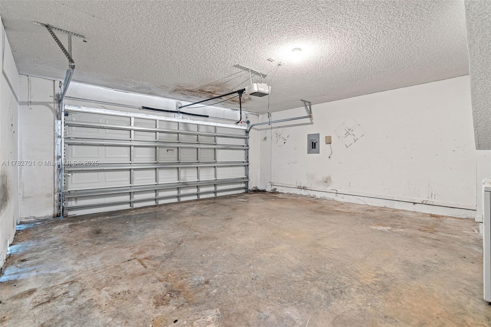 9454 NW 8th Cir, Plantation, Florida image 19