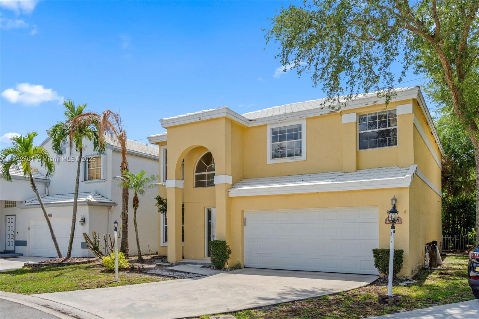 9454 NW 8th Cir, Plantation, Florida image 3