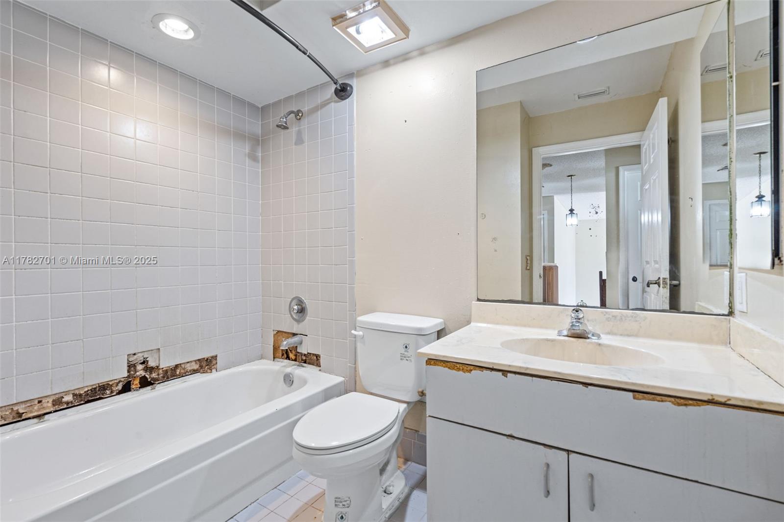 9454 NW 8th Cir, Plantation, Florida image 30