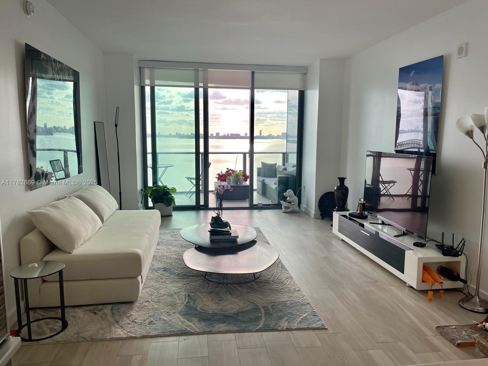 Condo for Rent in Miami, FL