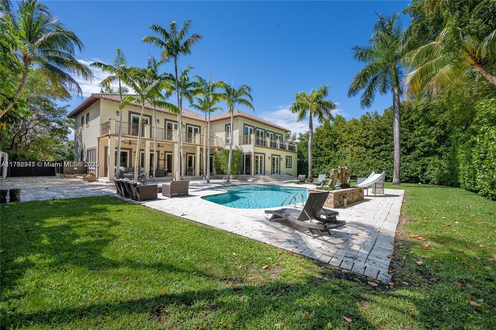 31 Island Dr, Key Biscayne, Florida 33149