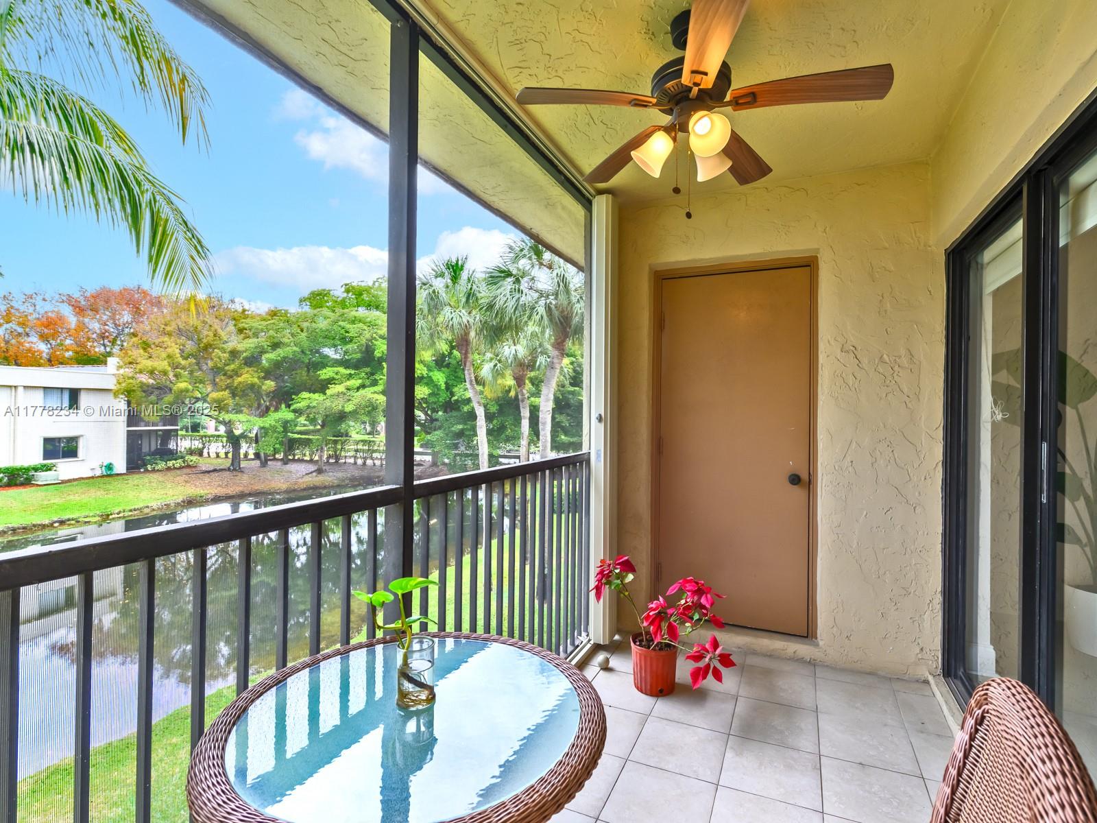 398 Lakeview Dr #205, Weston, Florida image 28