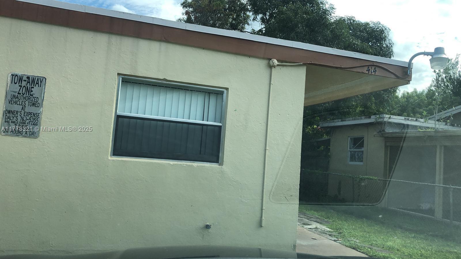 414 NW 15th Way, Fort Lauderdale, Florida image 2